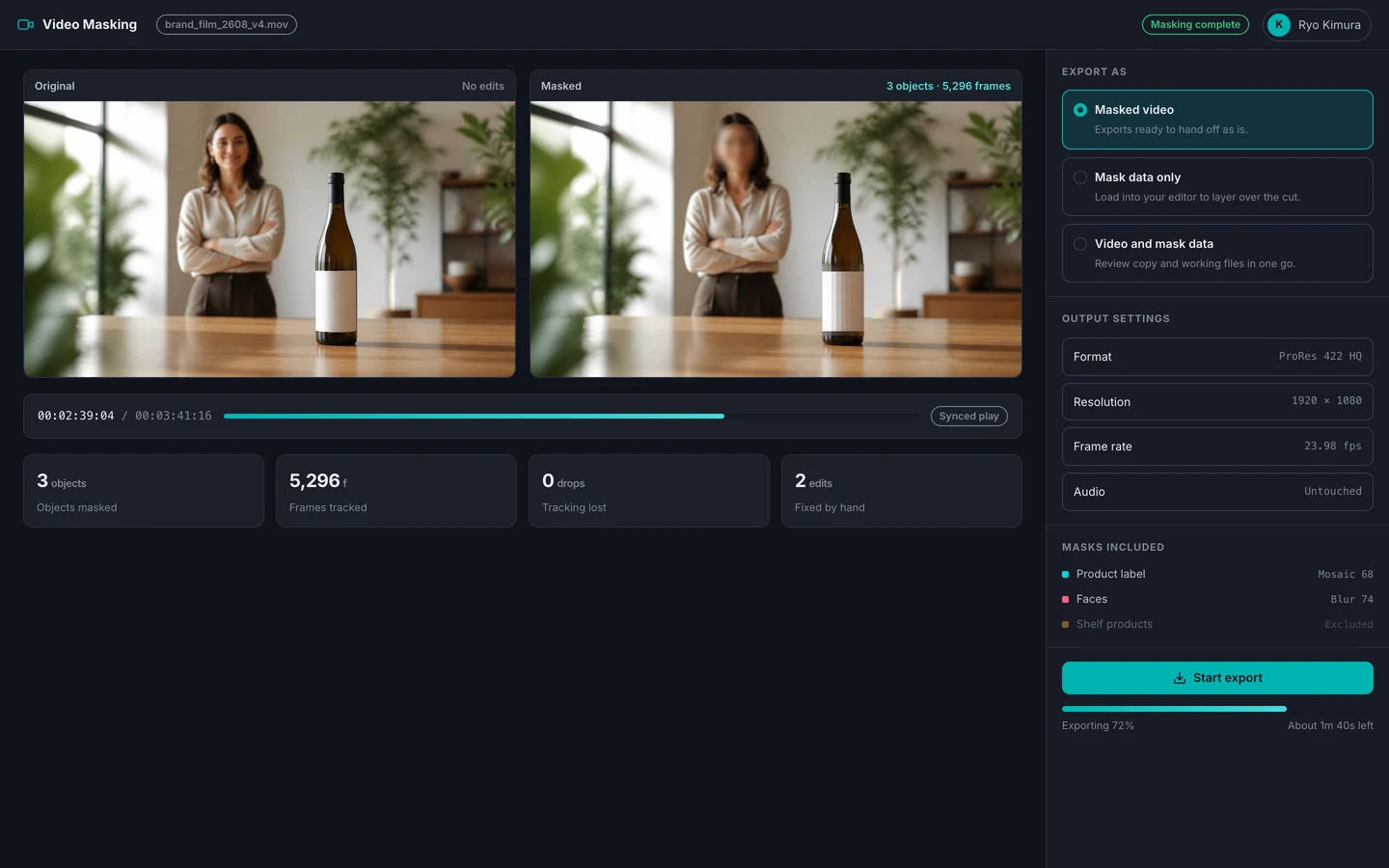 The export screen: the list of processed targets alongside resolution, format and mask-data options.